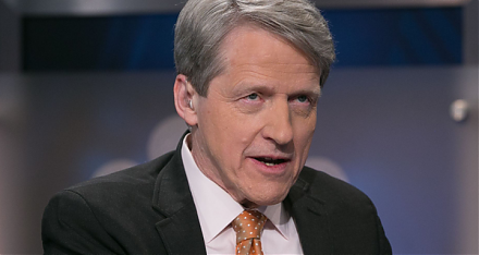 Nobel Laureate Robert Shiller's long-term stock market indicator points to a recent peak.