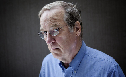 David Colander and Craig Freedman argue that economics went wrong when there was no neoclassical firewall between economic theories and policy reforms.